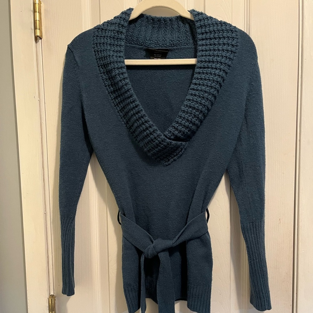Vintage Y2K Crossover Front Cable Knit V Neck Belted Sweater Green Size M